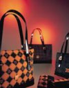 31 октября 2002 года компания МСМ – всемирно известный производитель сумок, одежды и аксессуаров из кожи – открывает собственный бутик в ГУМе (1 линия, 2 этаж).