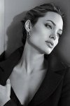 Анджелина Джоли возрождает модный бренд St. John